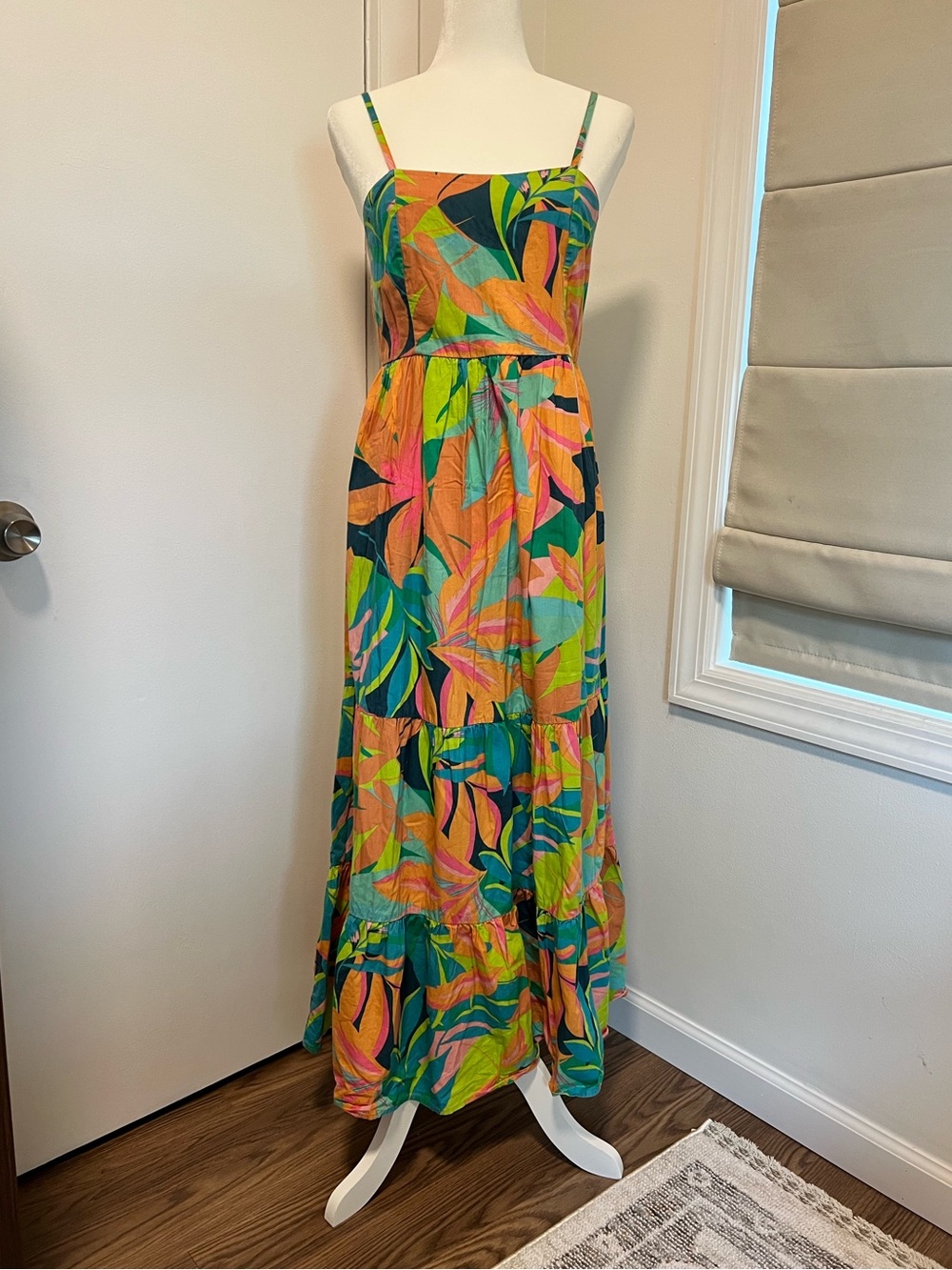 Sincerely Jules Tropical Floral Maxi Dress Size M